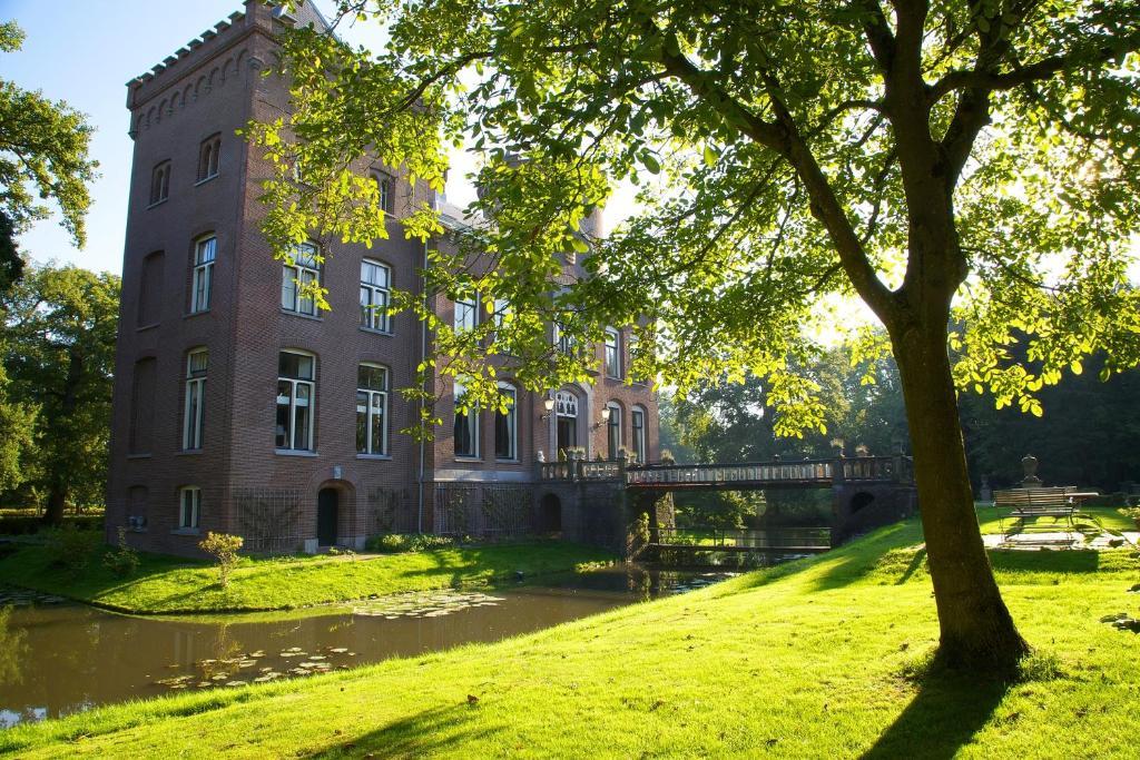 Kasteel Sterkenburg Дриберген Экстерьер фото